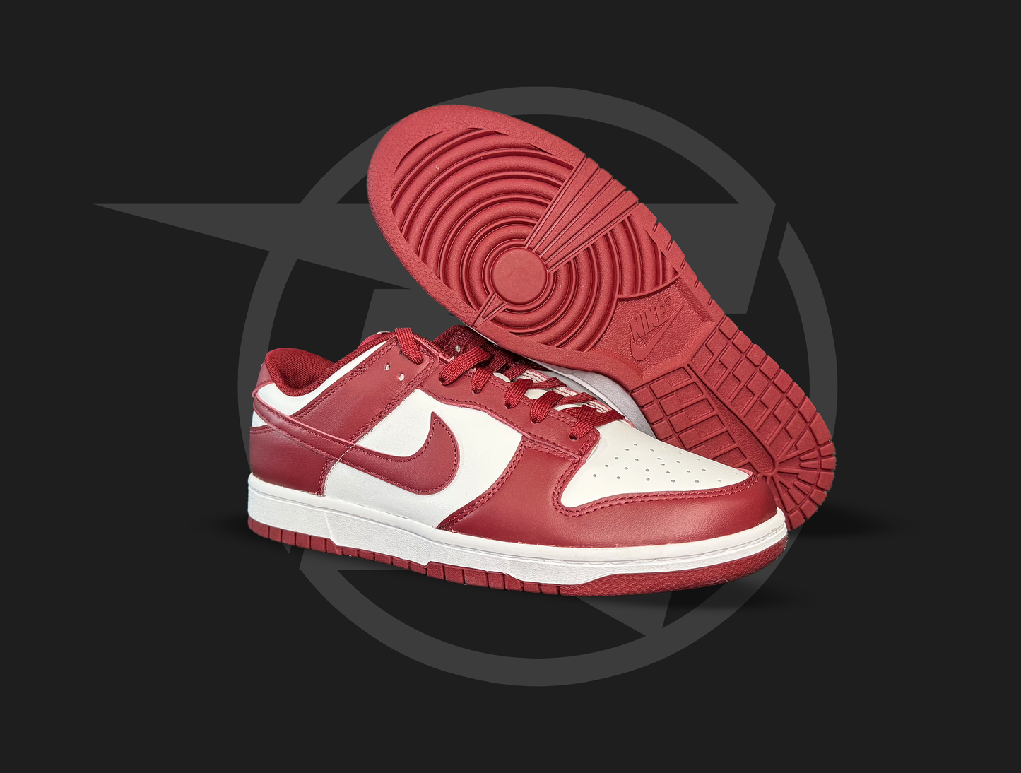 Nike Dunk Low Team Red