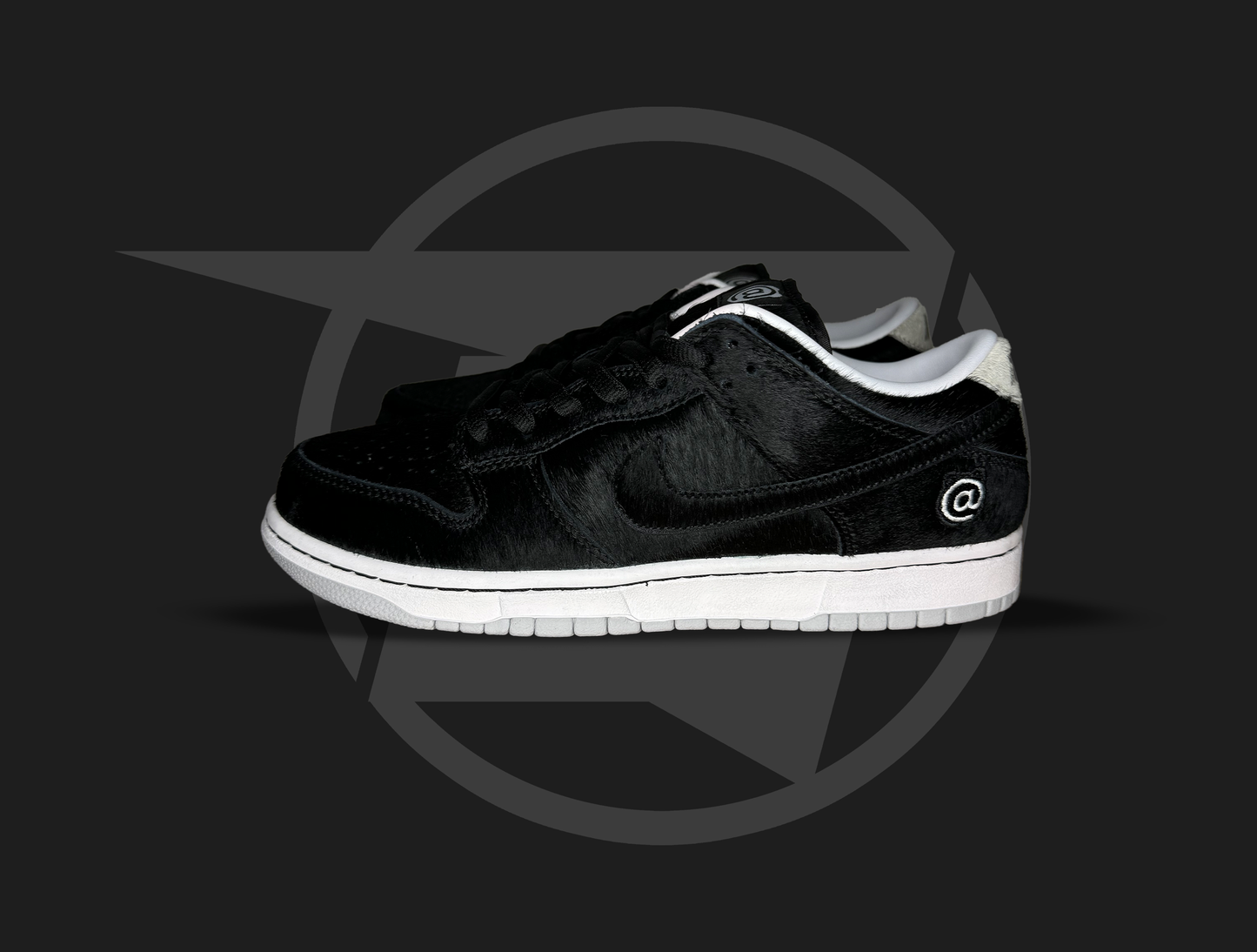 Nike SB Dunk Low Medicom Toy (2020)