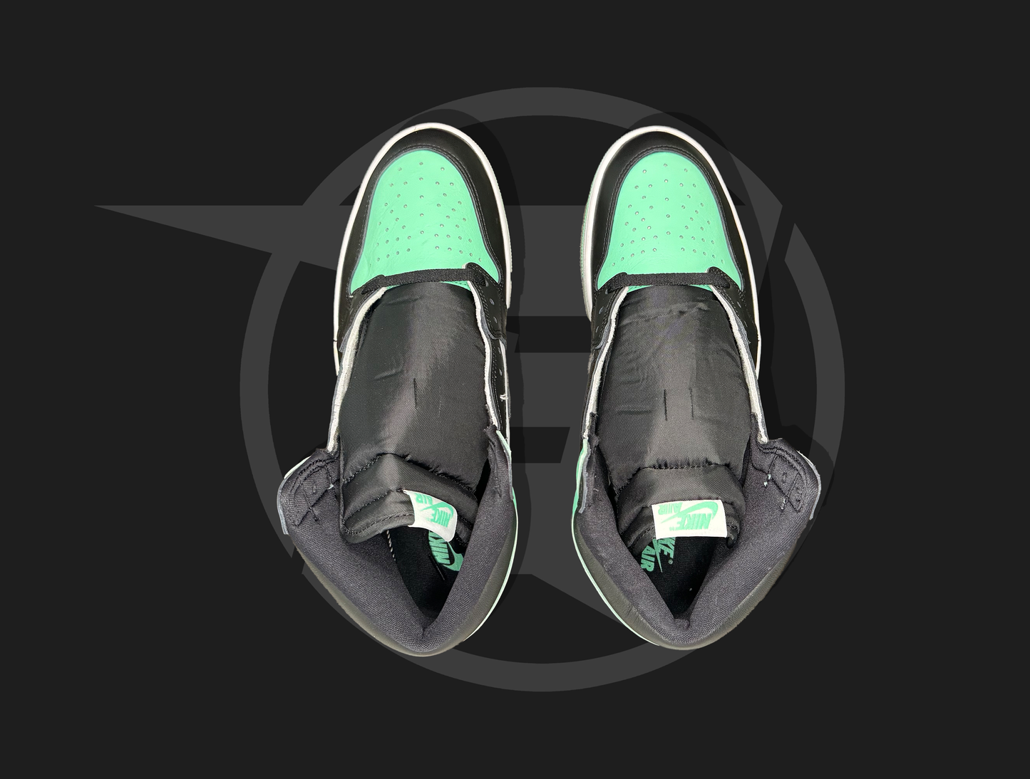 Jordan 1 Retro High OG Green Glow