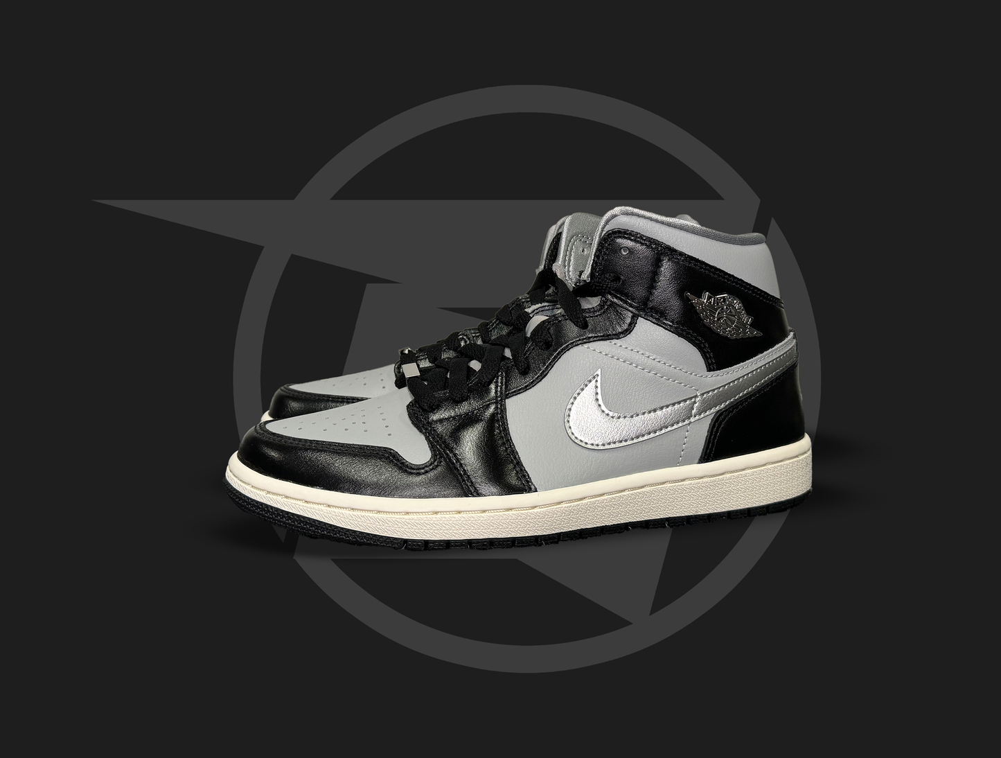 Jordan 1 Mid SE Black Metallic Silver