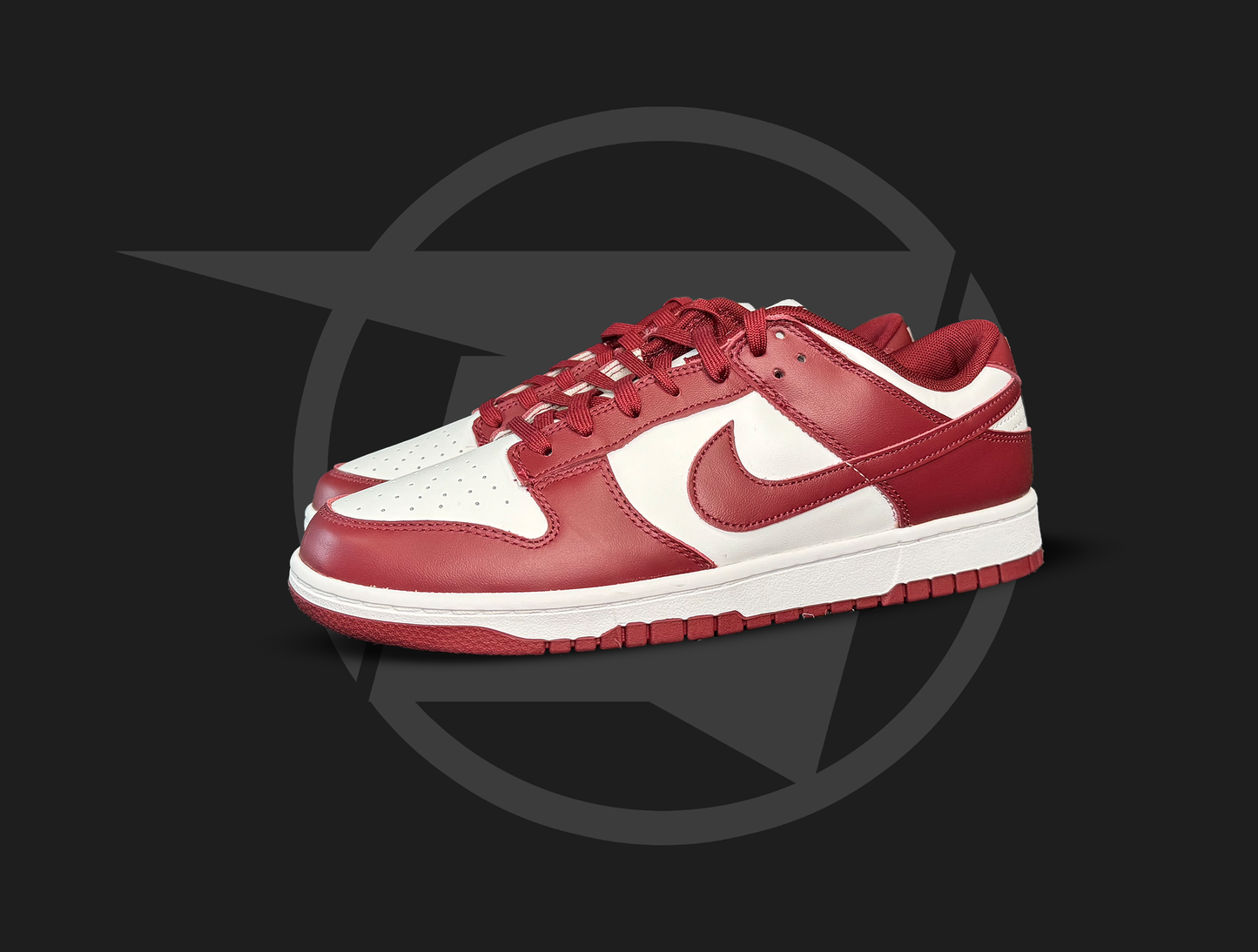 Nike Dunk Low Team Red