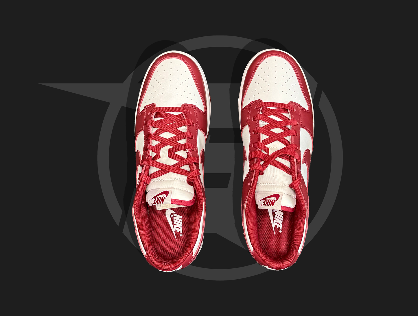 Nike Dunk Low Team Red