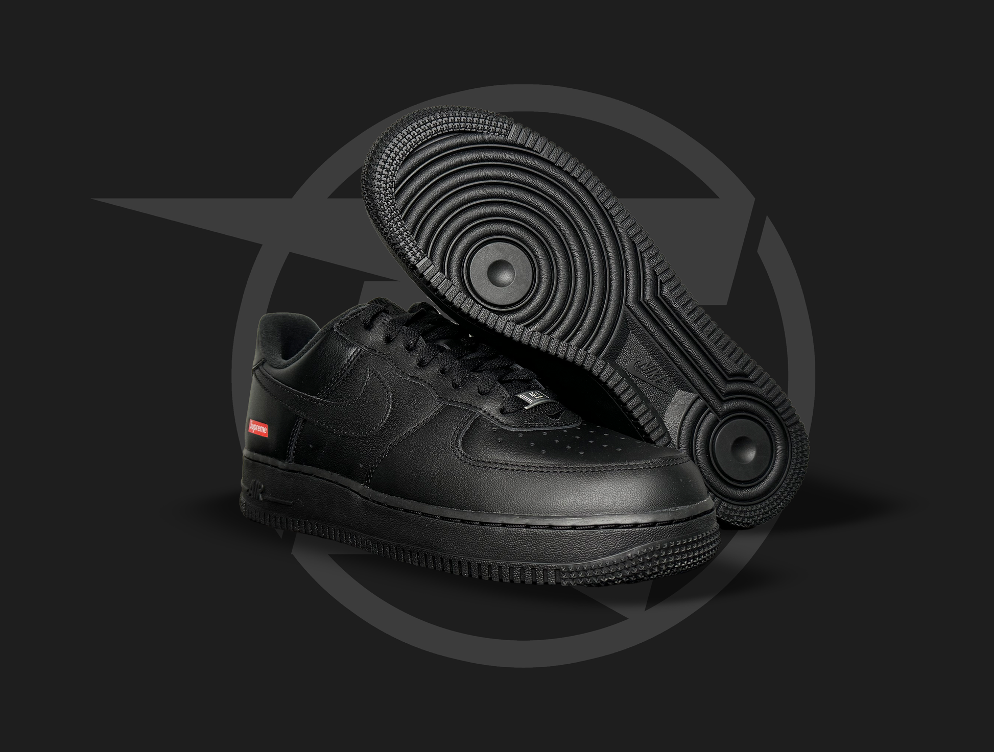 Nike Air Force 1 Low Supreme Black
