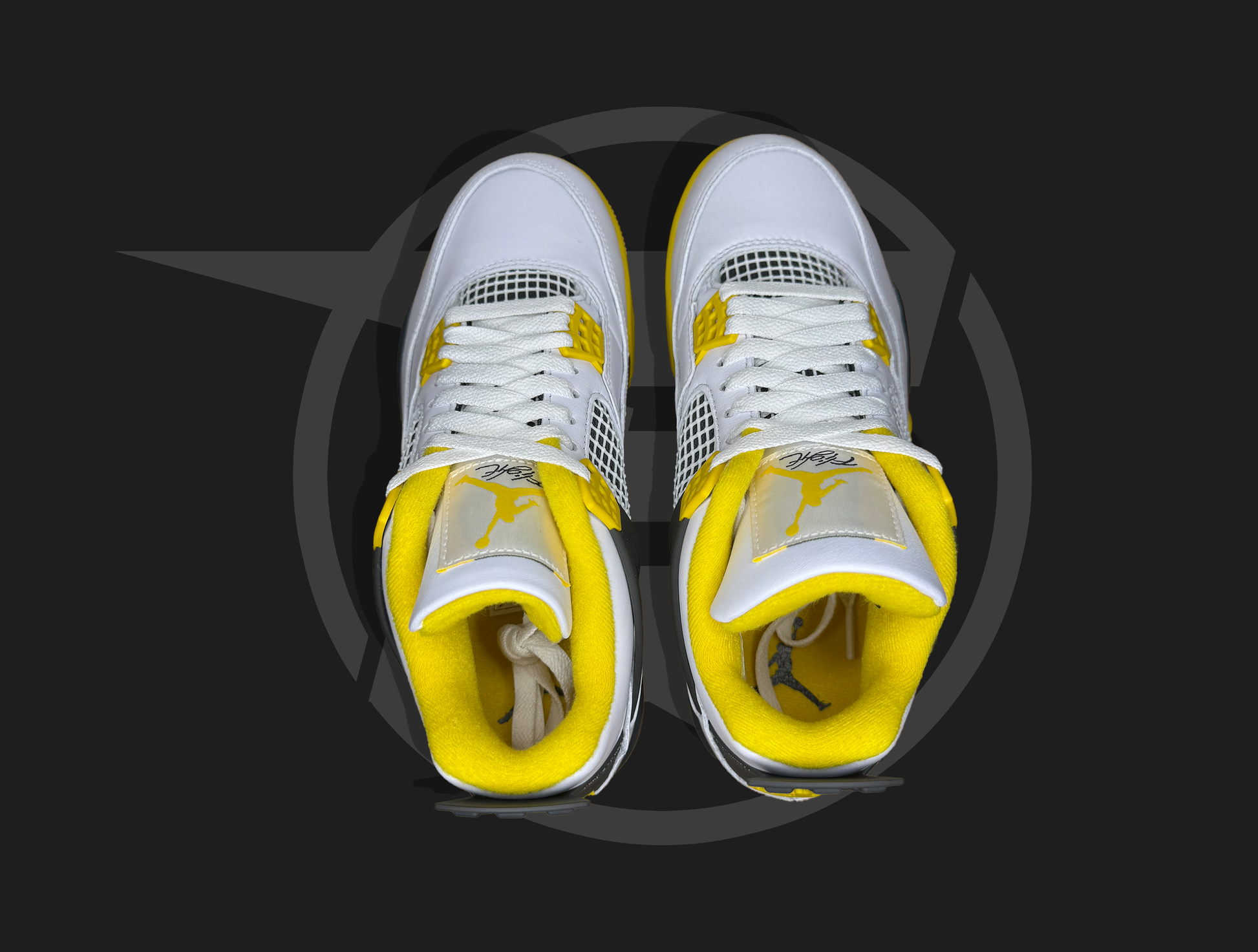 Air Jordan 4 Retro Vivid Sulfur