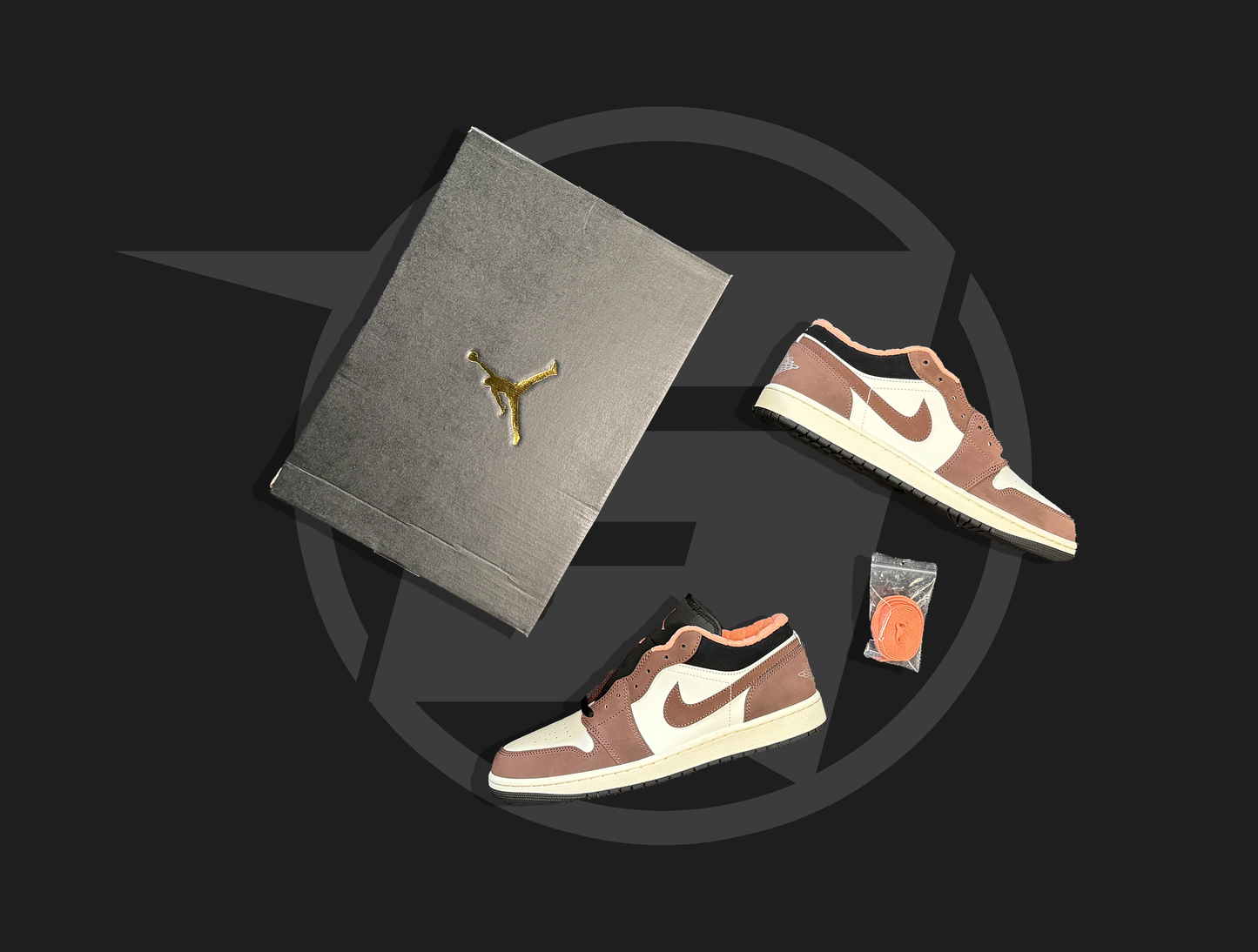 Jordan 1 Low Mocha