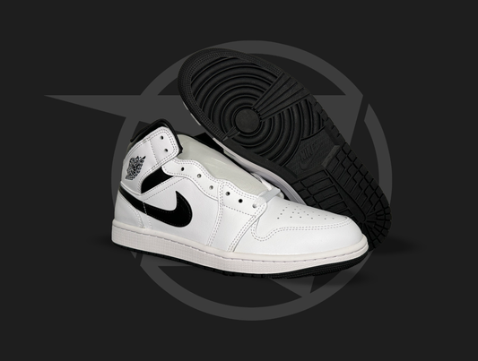 Jordan 1 Mid Reverse Panda