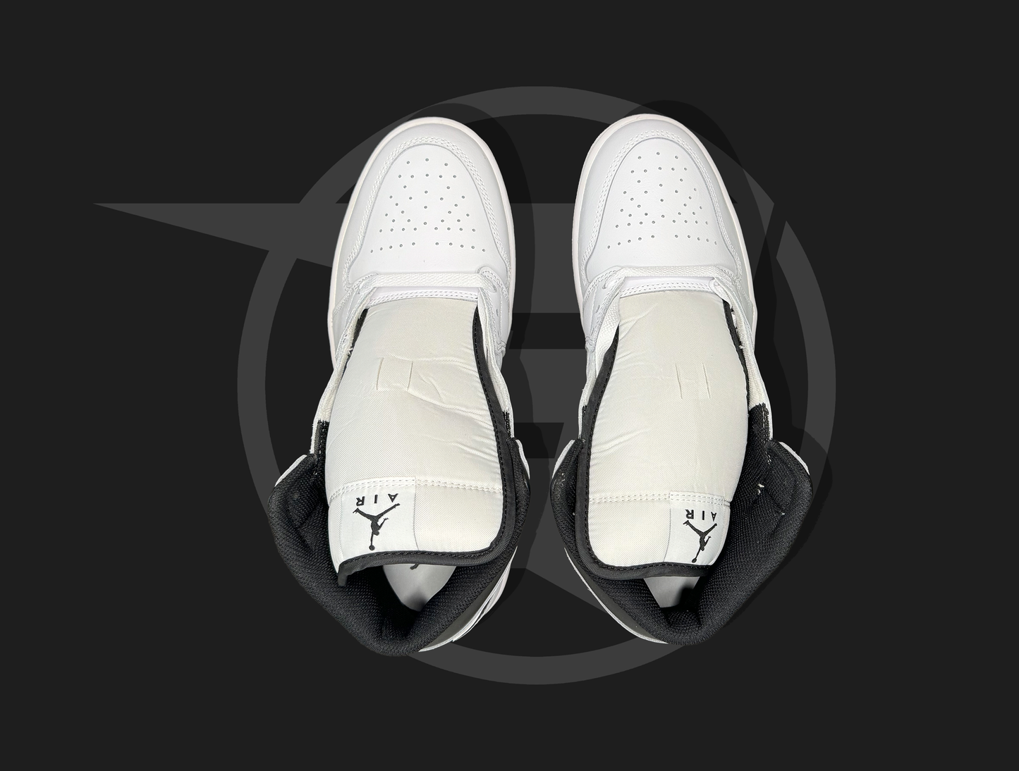 Jordan 1 Mid Reverse Panda